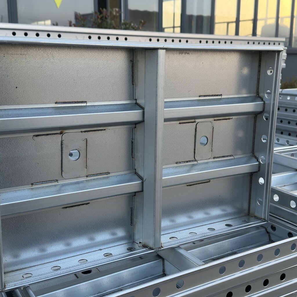 Standard Panel